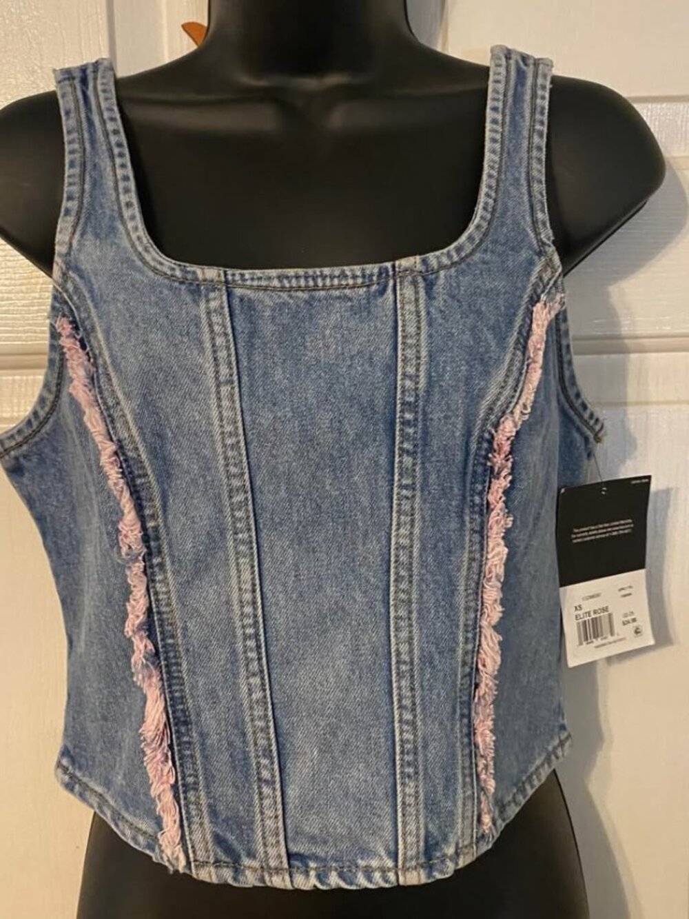 Denim tank top, zip back Sz XS. New with tags.
